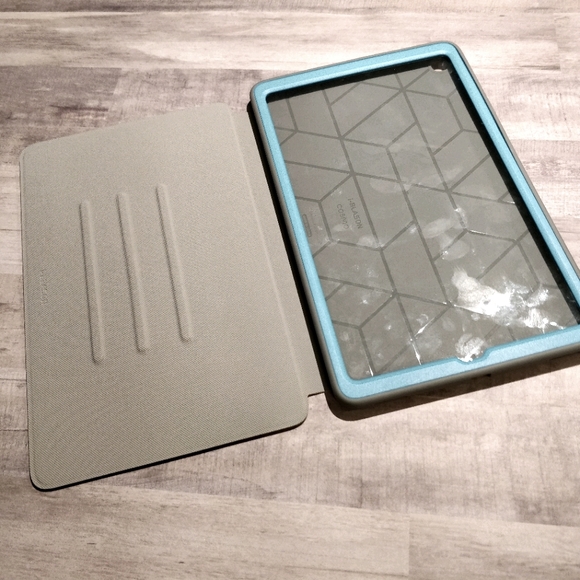 Samsung Tab A 10" Case Cover - Picture 5 of 8